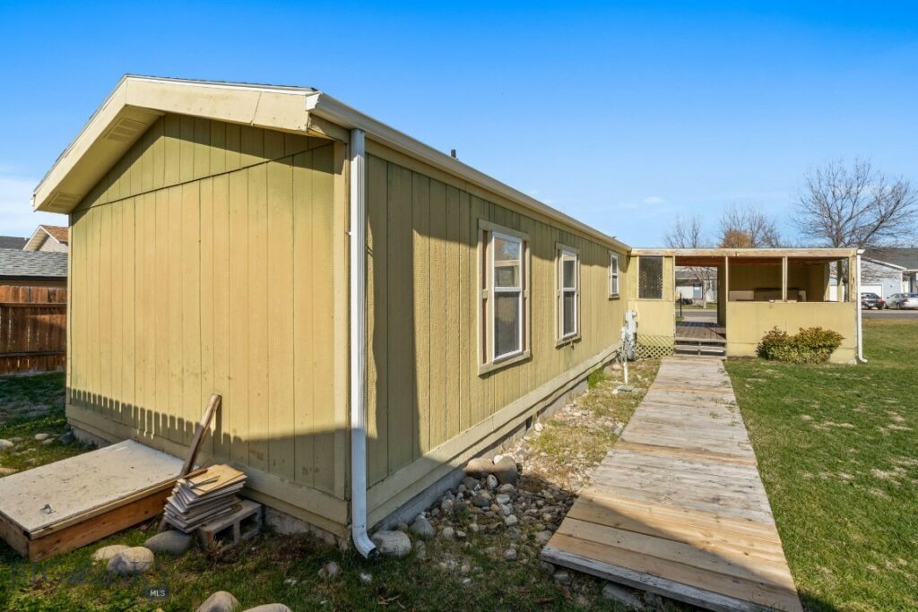 228 W Magnolia, Belgrade MT 59714