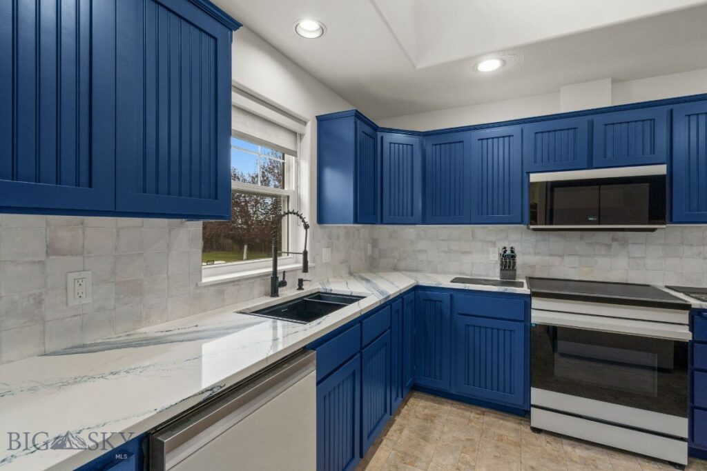 23 Landmark Drive, Belgrade MT 59714