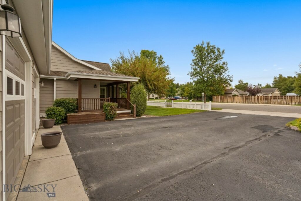 23 Landmark Drive, Belgrade MT 59714