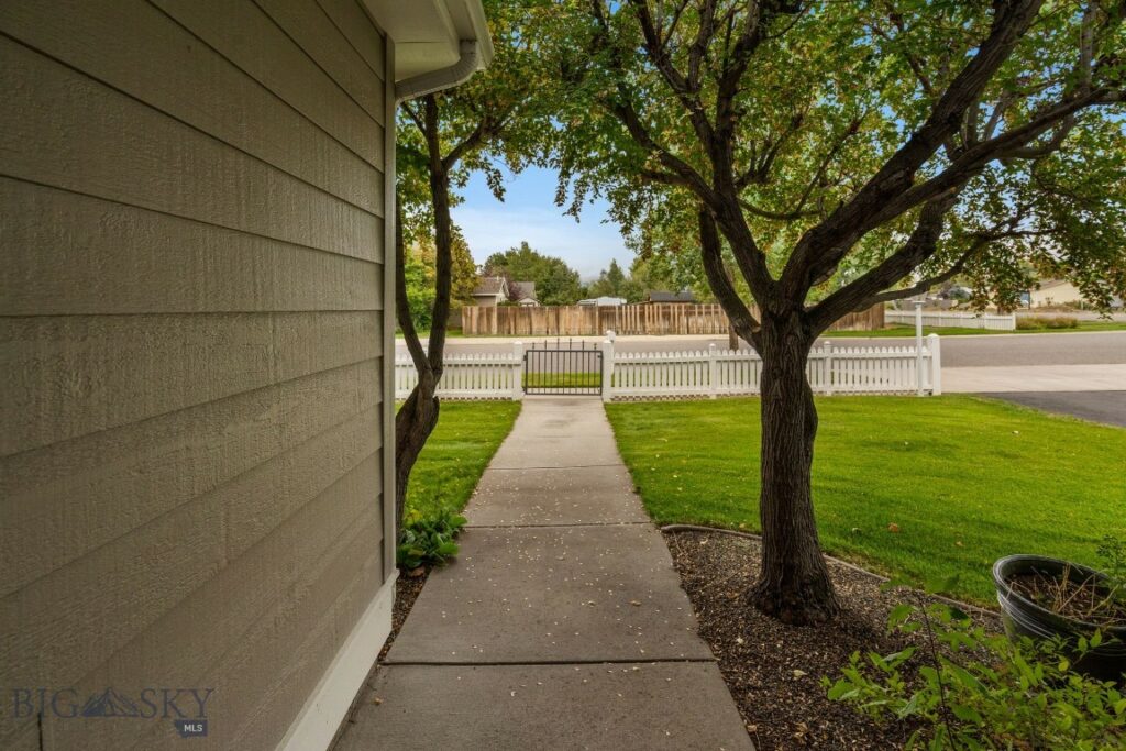 23 Landmark Drive, Belgrade MT 59714
