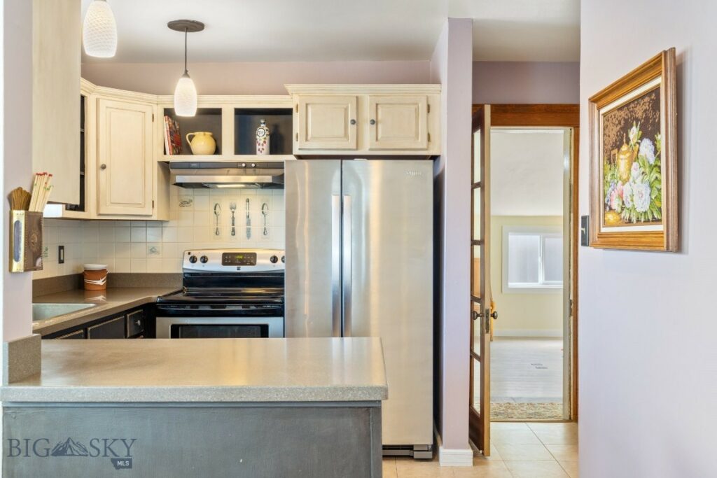 230 S 6th Street, Livingston MT 59047