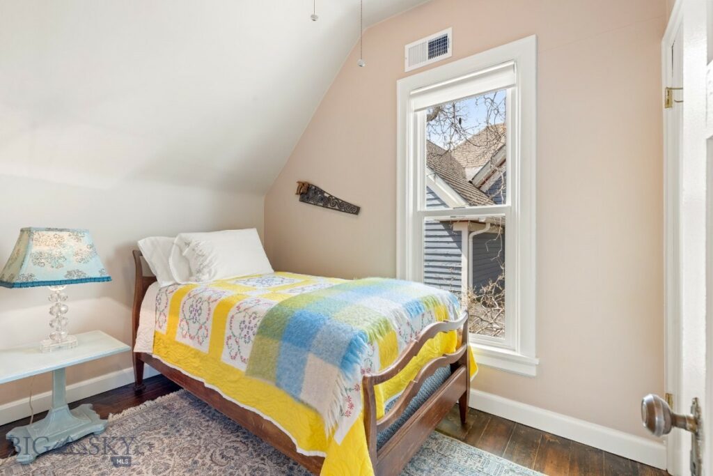230 S 6th Street, Livingston MT 59047