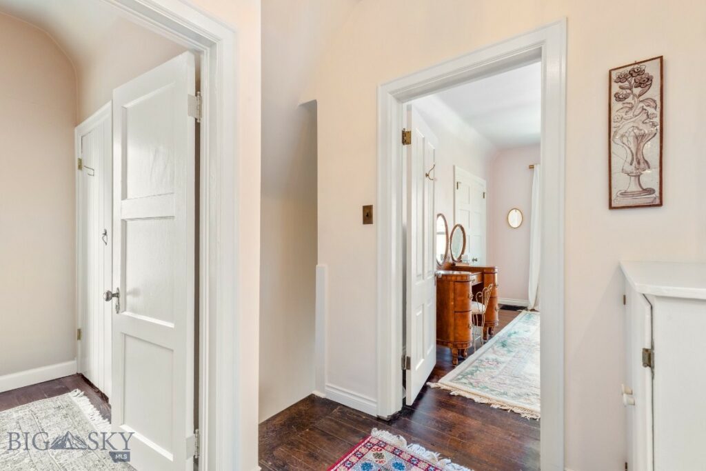 230 S 6th Street, Livingston MT 59047