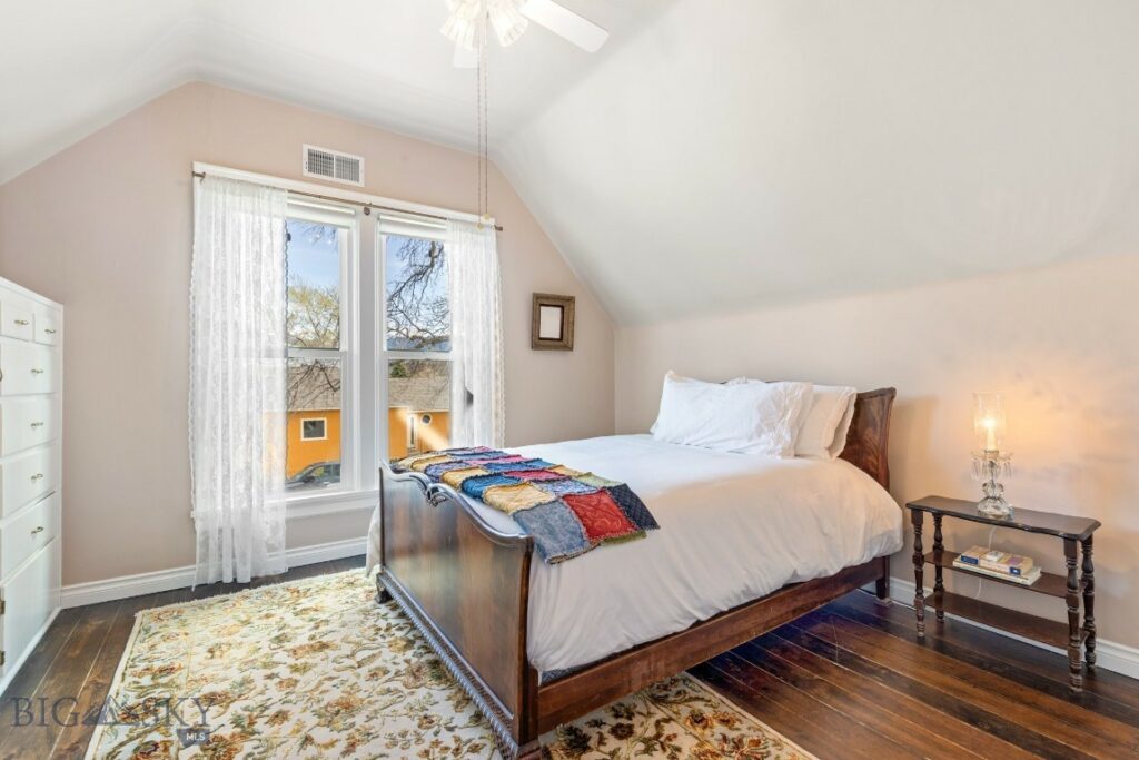 230 S 6th Street, Livingston MT 59047