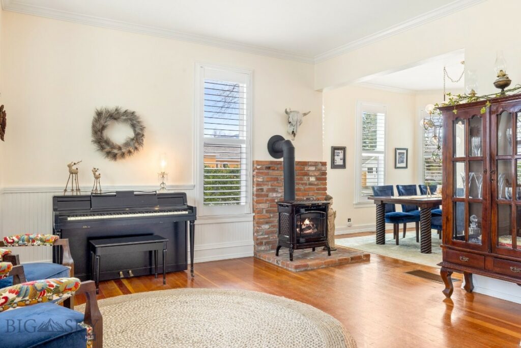 230 S 6th Street, Livingston MT 59047