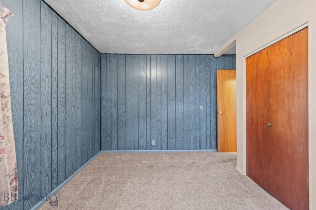 230 S G Street, Livingston MT 59047