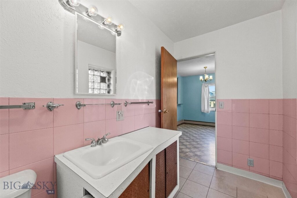 230 S G Street, Livingston MT 59047