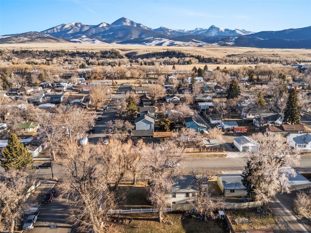 230 S G Street, Livingston MT 59047