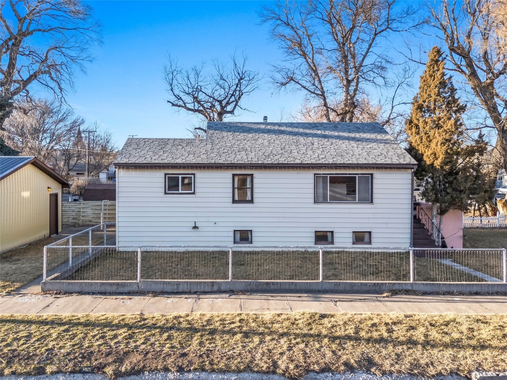 230 S G Street, Livingston MT 59047