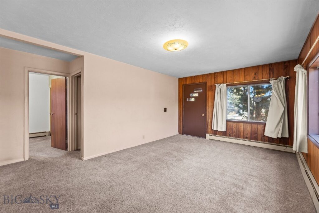 230 S G Street, Livingston MT 59047