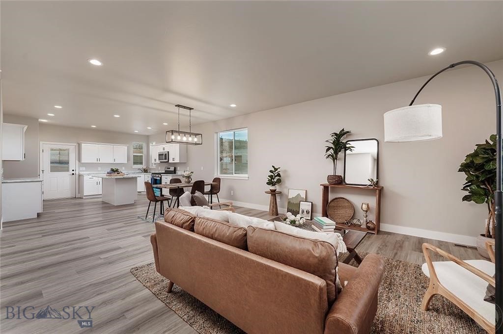 2304 Oriole Drive, Belgrade MT 59715