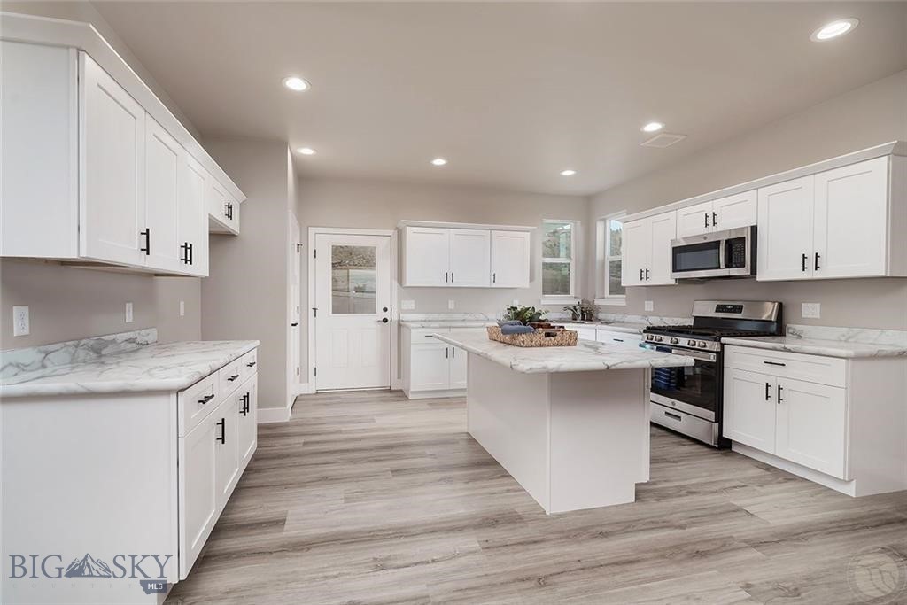 2304 Oriole Drive, Belgrade MT 59715