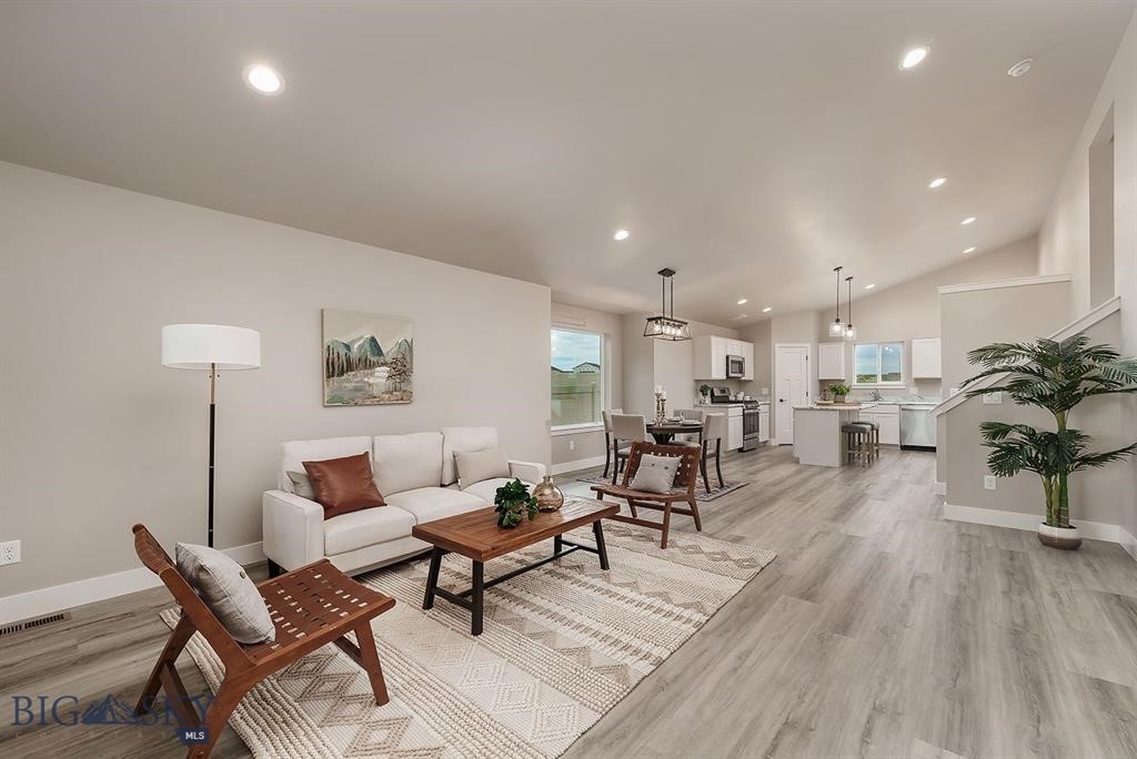 2204 Oriole Drive, Belgrade MT 59715