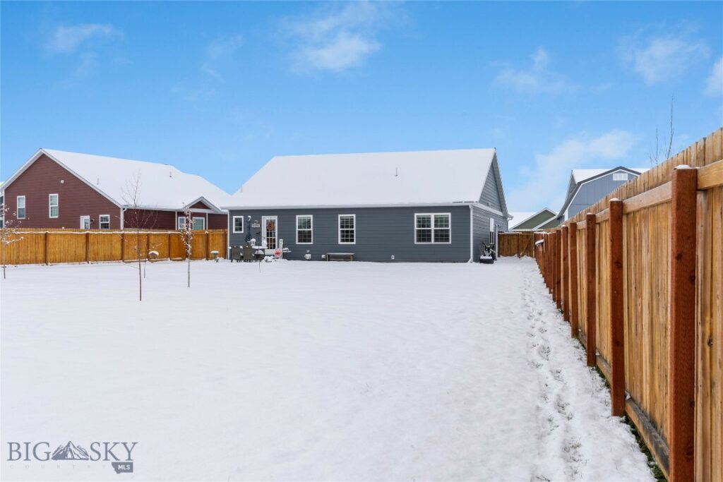 2309 Sturnella Lane, Belgrade MT 59714