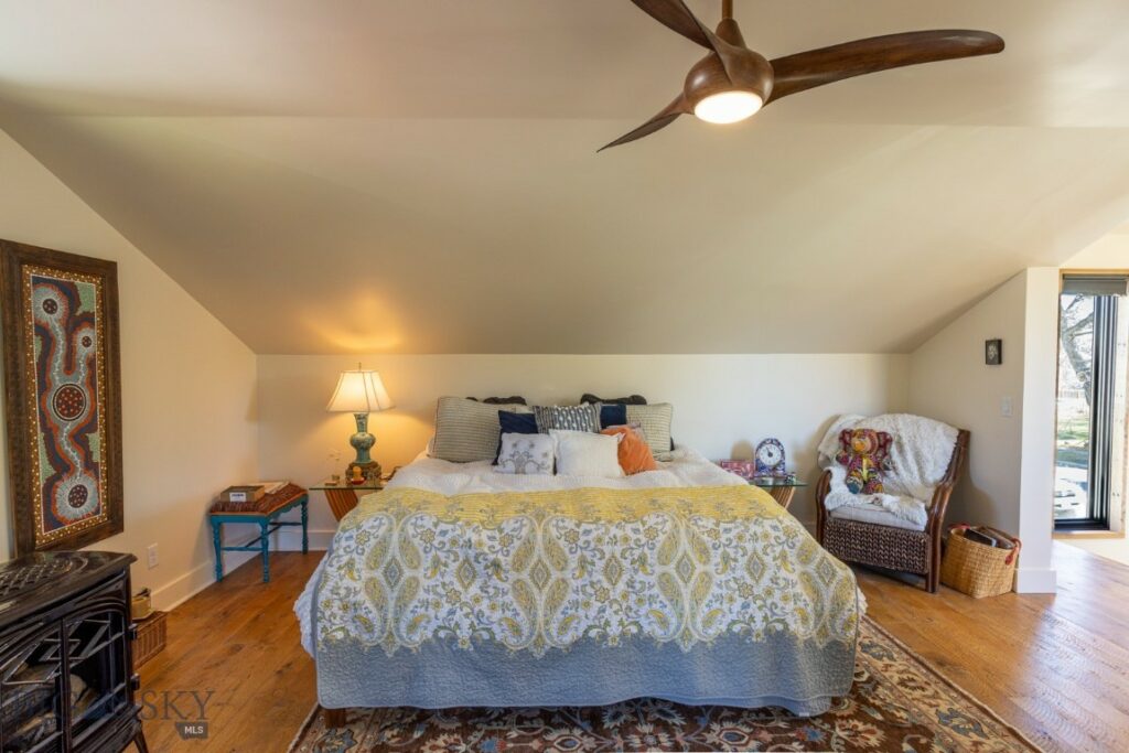 231 1/2 S D Street, Livingston MT 59047