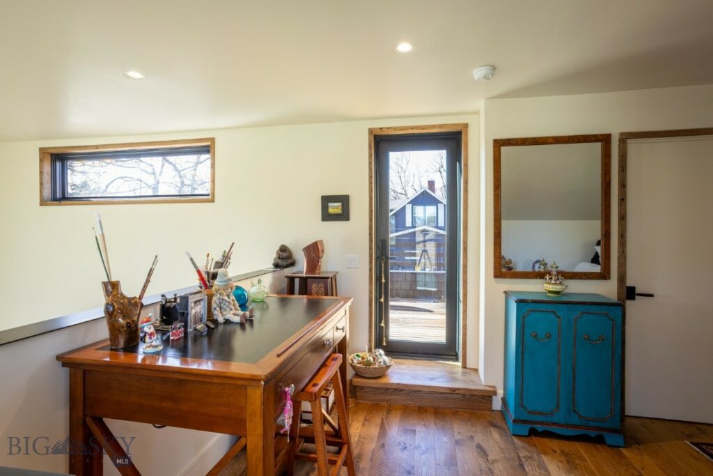 231 1/2 S D Street, Livingston MT 59047