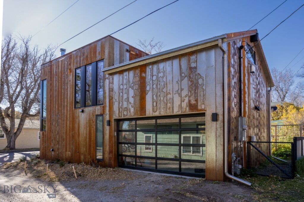 231 1/2 S D Street, Livingston MT 59047