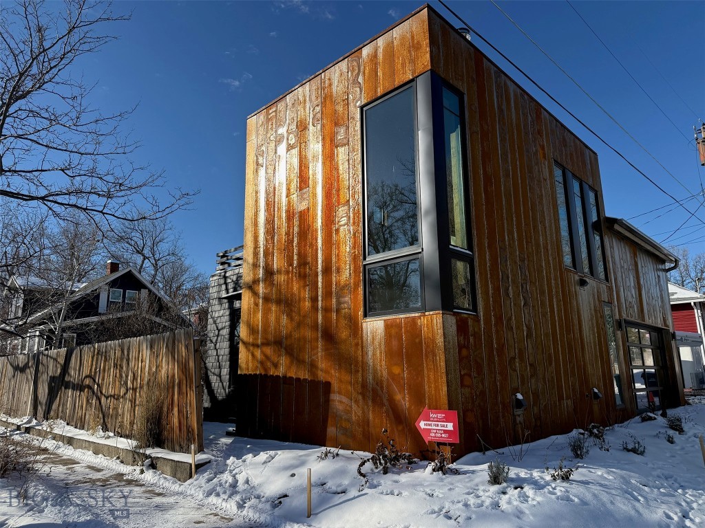 231 1/2 S D Street, Livingston MT 59047