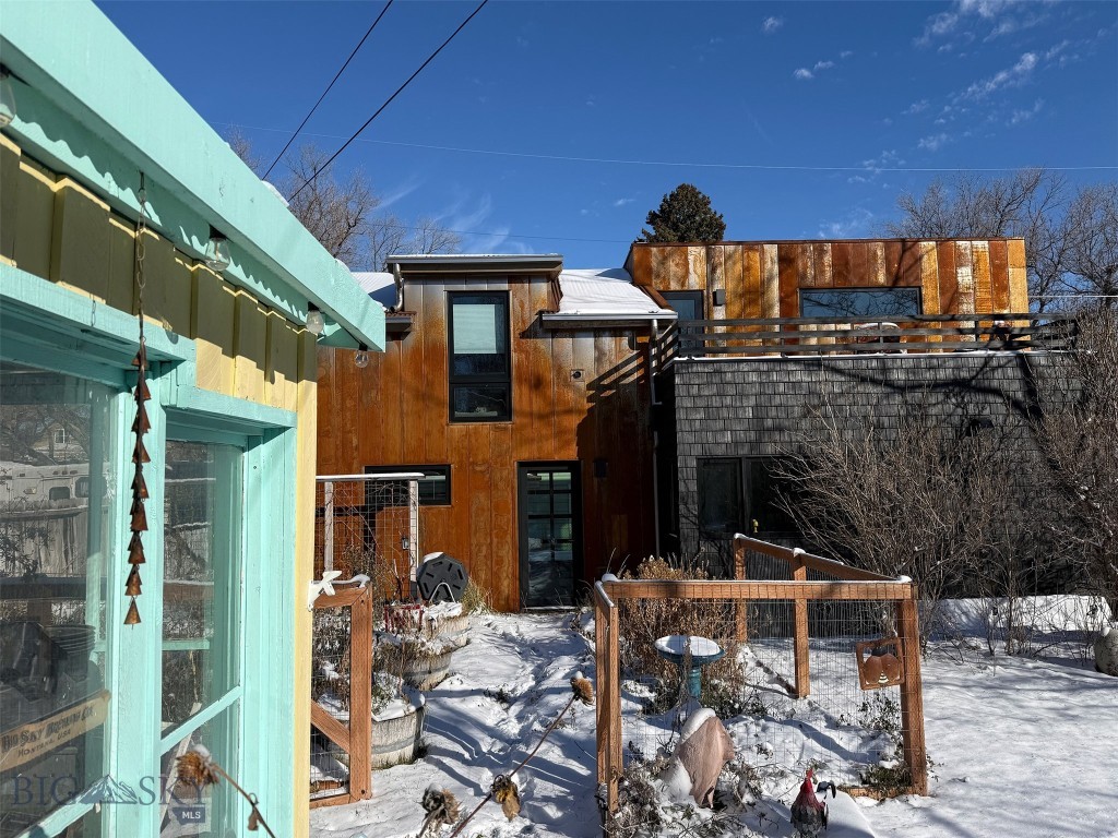 231 1/2 S D Street, Livingston MT 59047