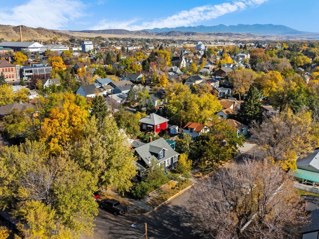 231 S D Street, Livingston MT 59047