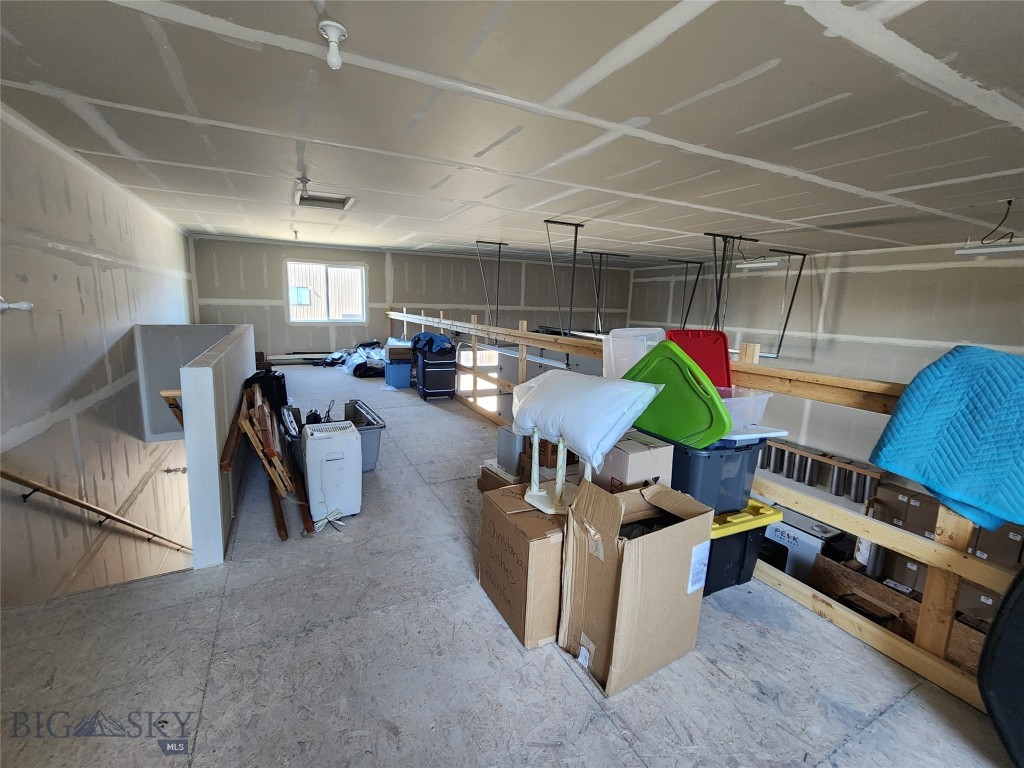 233 Graves Trail Trail, Bozeman MT 59718