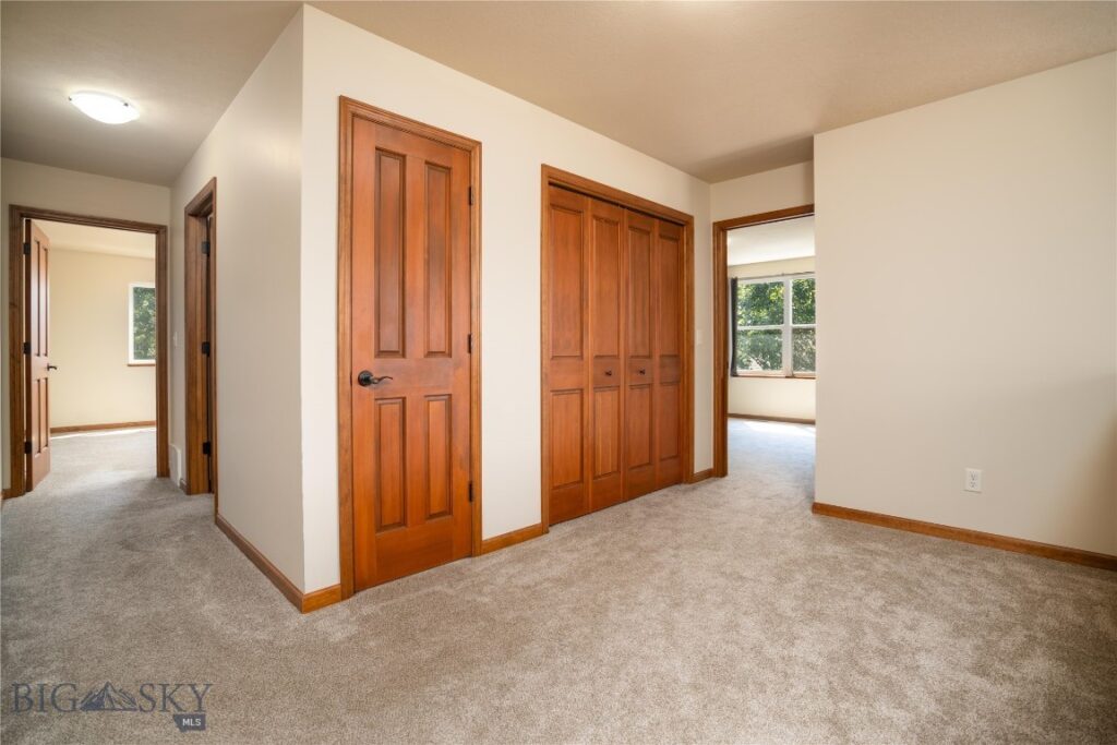 234 Stillwater Creek Drive, Bozeman MT 59718