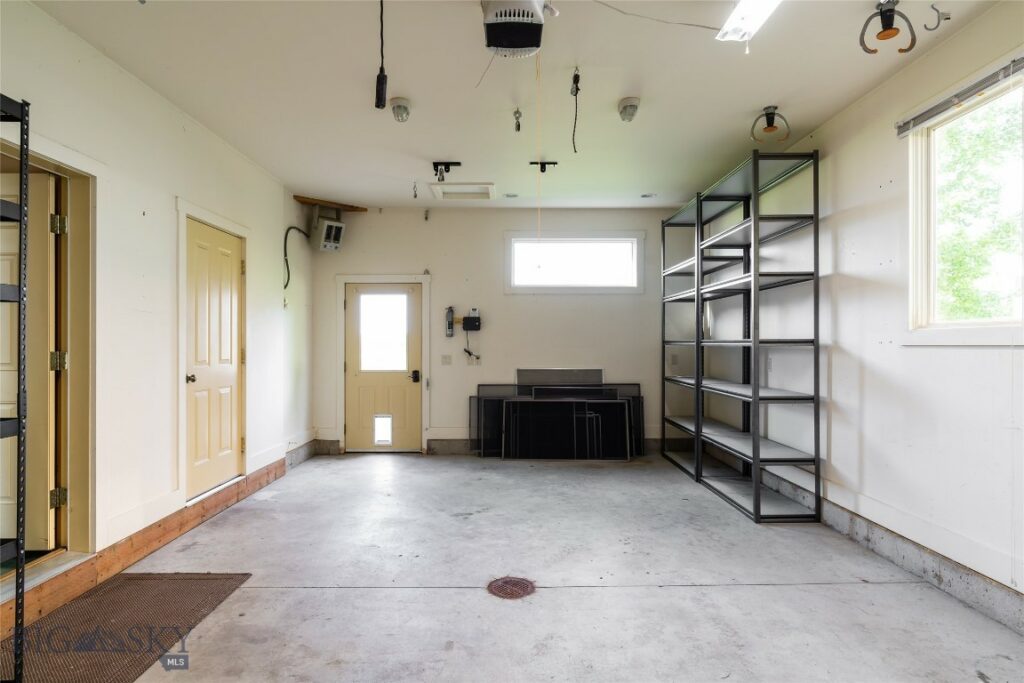 235 Turtle Way, Bozeman MT 59715