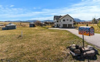 236 Holland Lane, Bozeman MT 59718