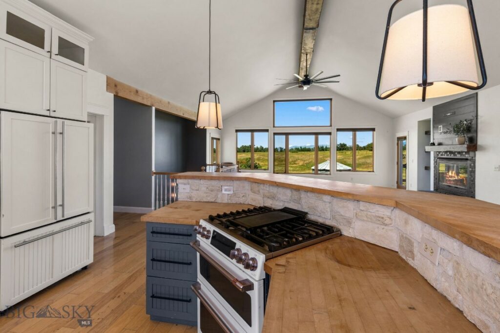 236 Holland Lane, Bozeman MT 59718