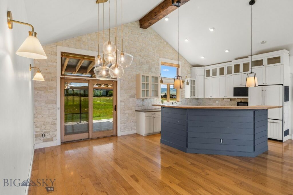 236 Holland Lane, Bozeman MT 59718