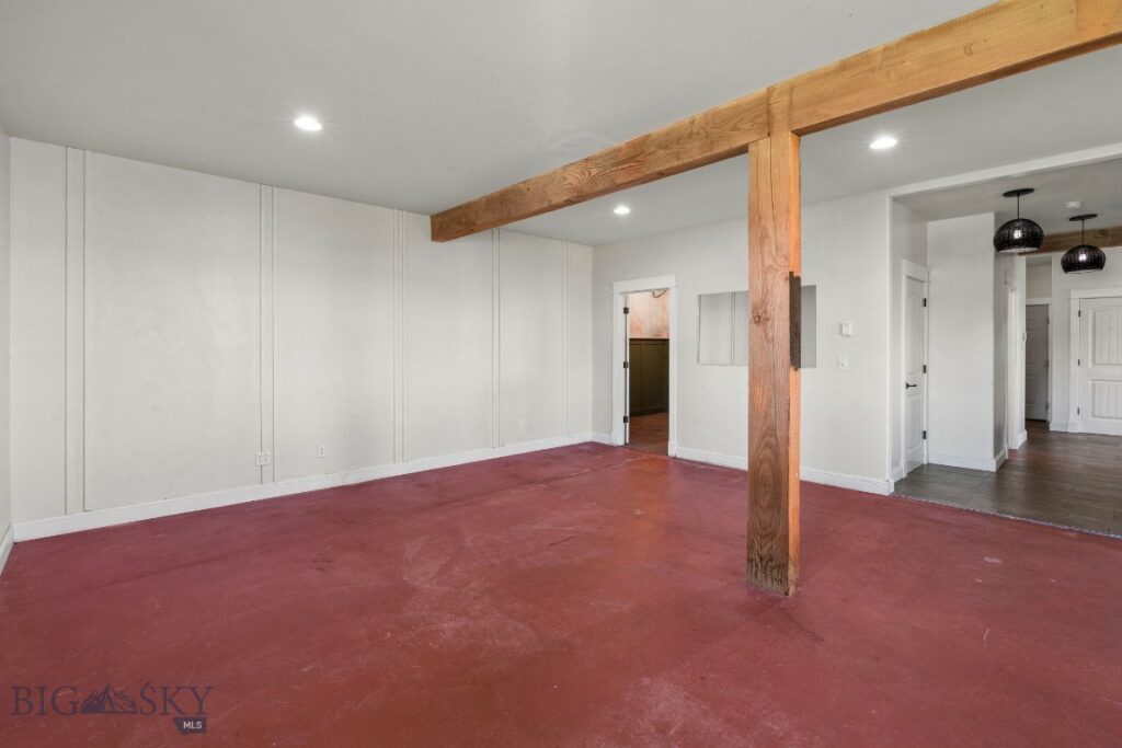 236 Holland Lane, Bozeman MT 59718
