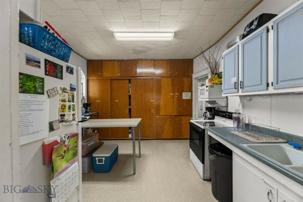 236 S 3rd Street, Livingston MT 59047