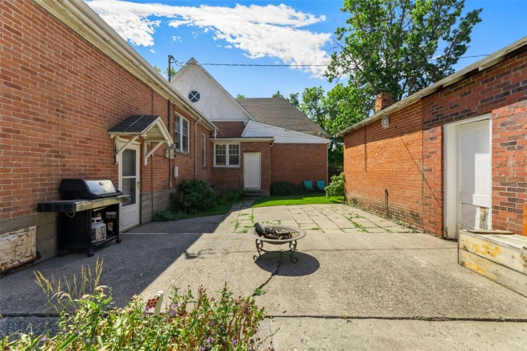 236 S 3rd Street, Livingston MT 59047