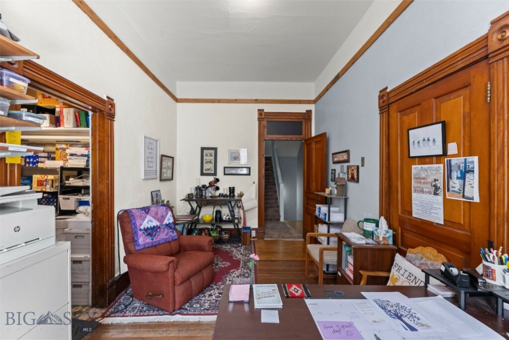 236 S 3rd Street, Livingston MT 59047