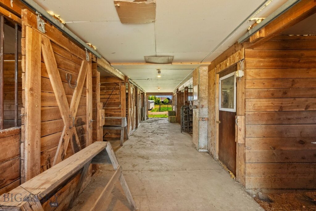 2380 Airport Road, Belgrade MT 59714