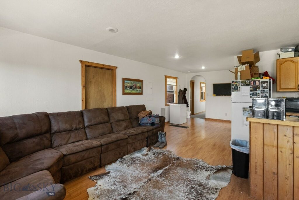 2380 Airport Road, Belgrade MT 59714