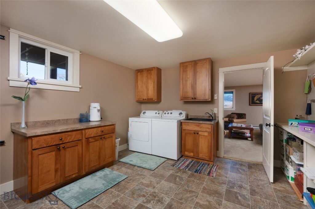 2380 Watts Lane, Bozeman MT 59718