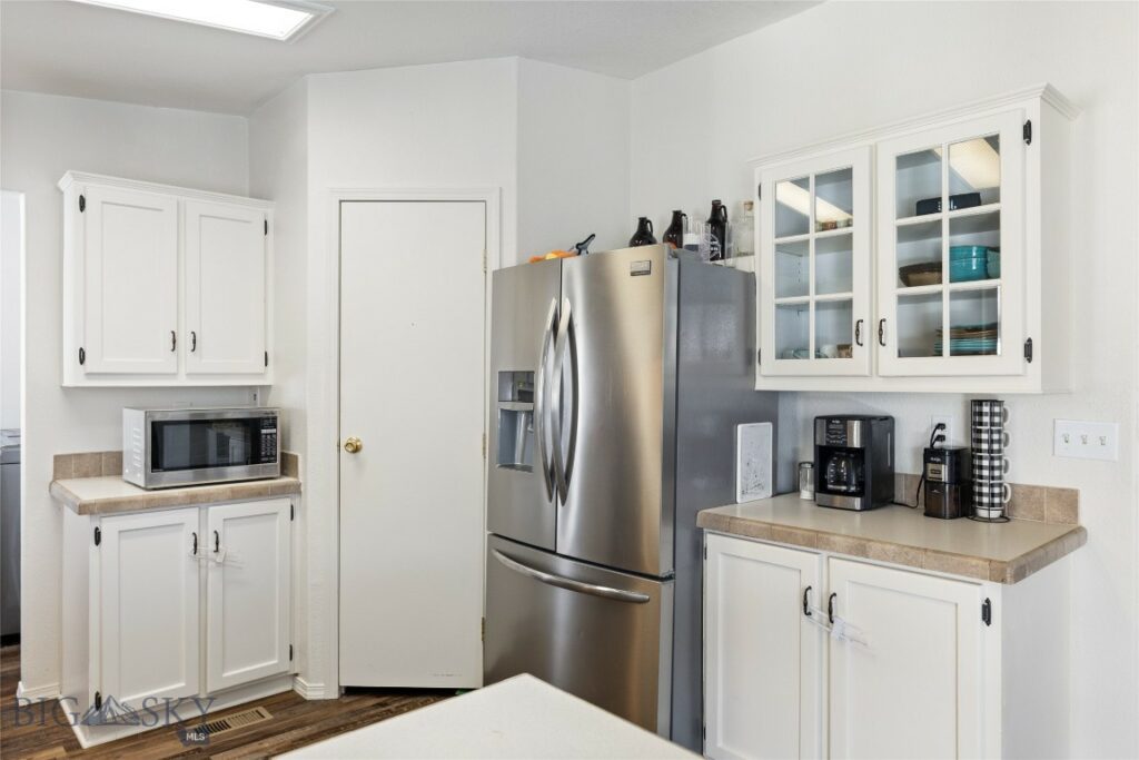 239 Angus Drive, Belgrade MT 59714