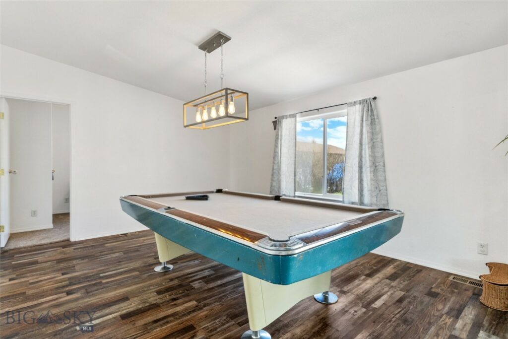 239 Angus Drive, Belgrade MT 59714