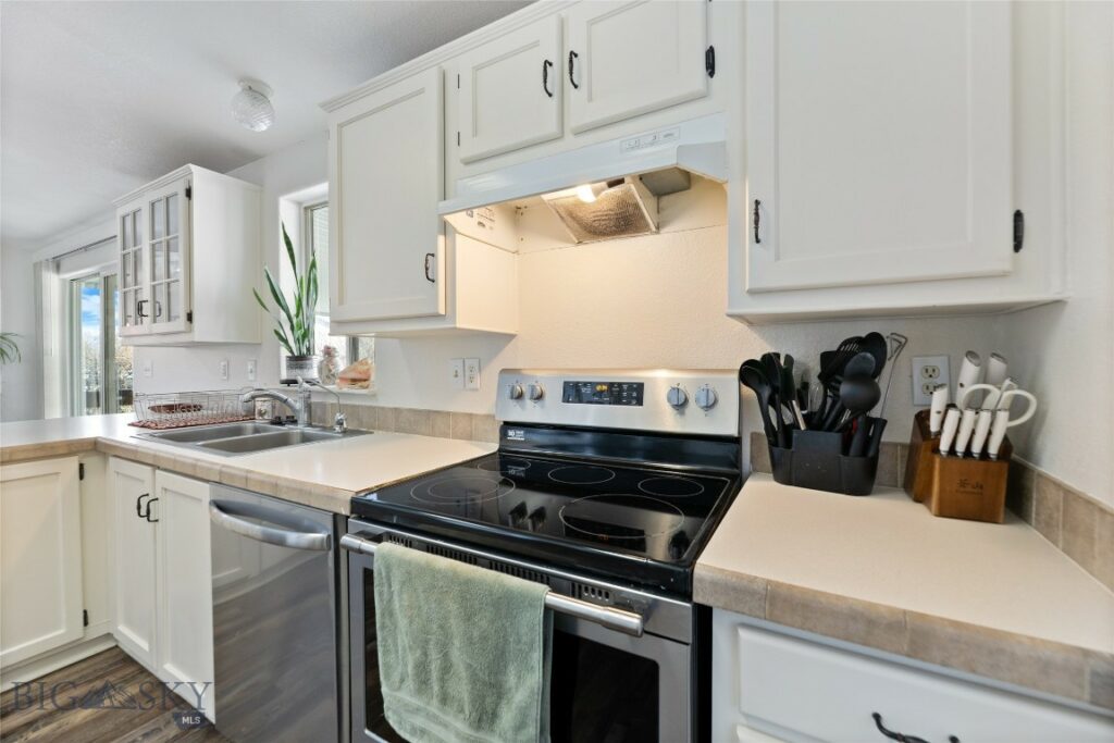 239 Angus Drive, Belgrade MT 59714