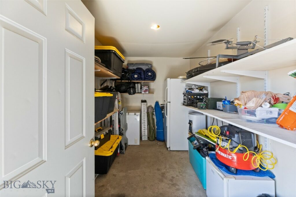 239 Angus Drive, Belgrade MT 59714