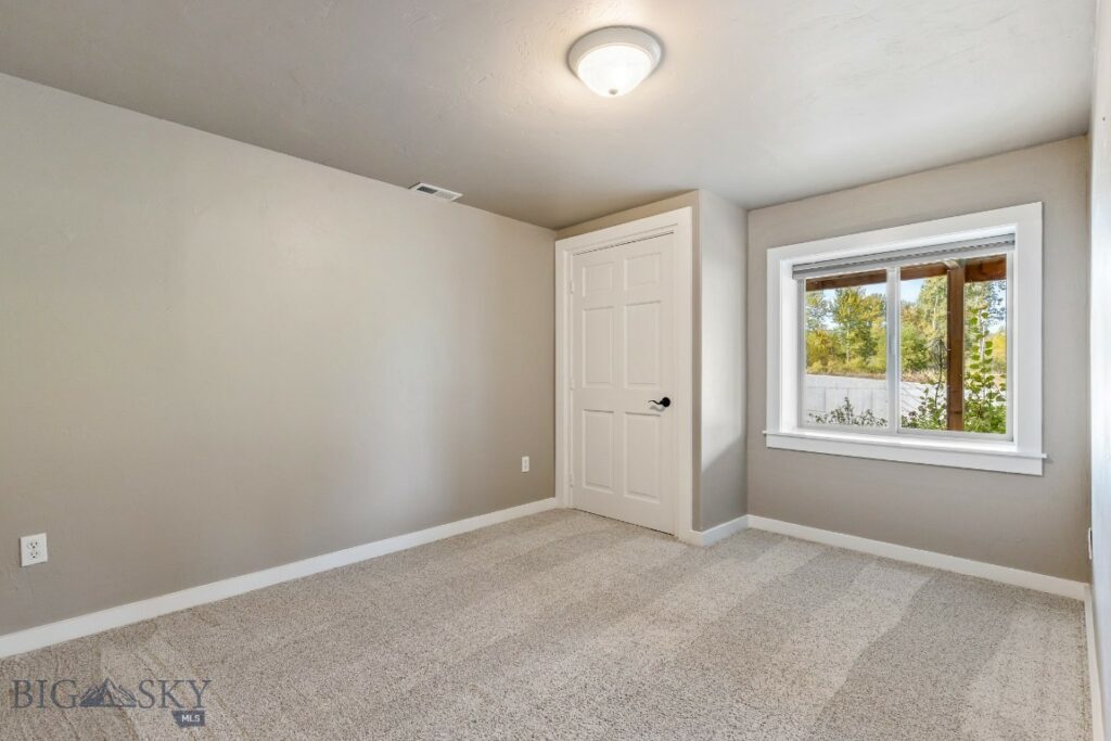 2399 Central Park Road, Belgrade MT 59714