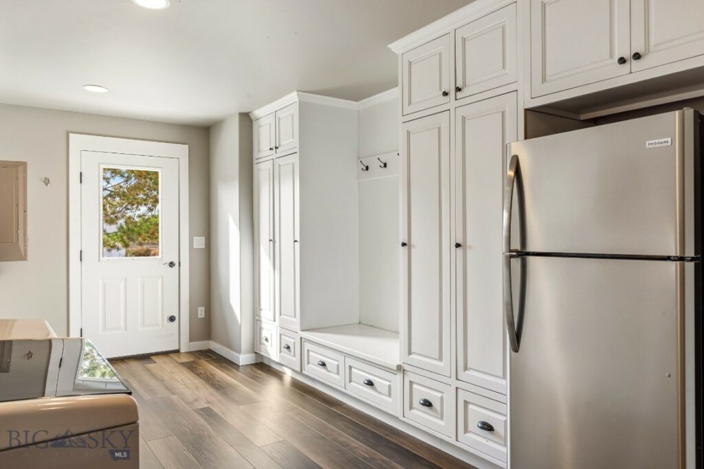 2399 Central Park Road, Belgrade MT 59714