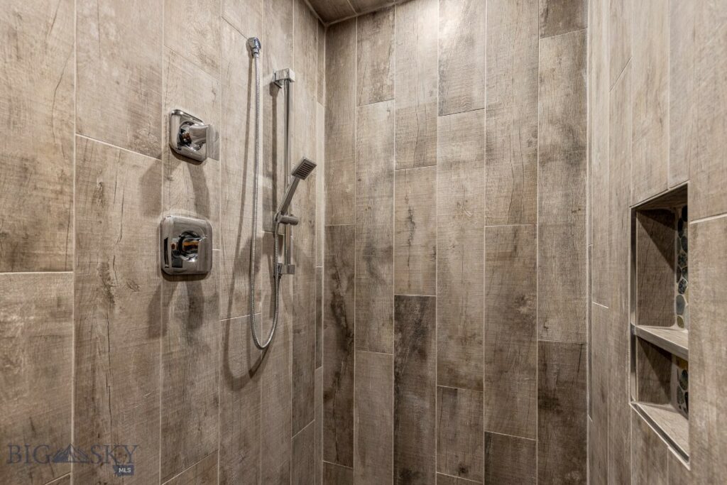 2399 Central Park Road, Belgrade MT 59714