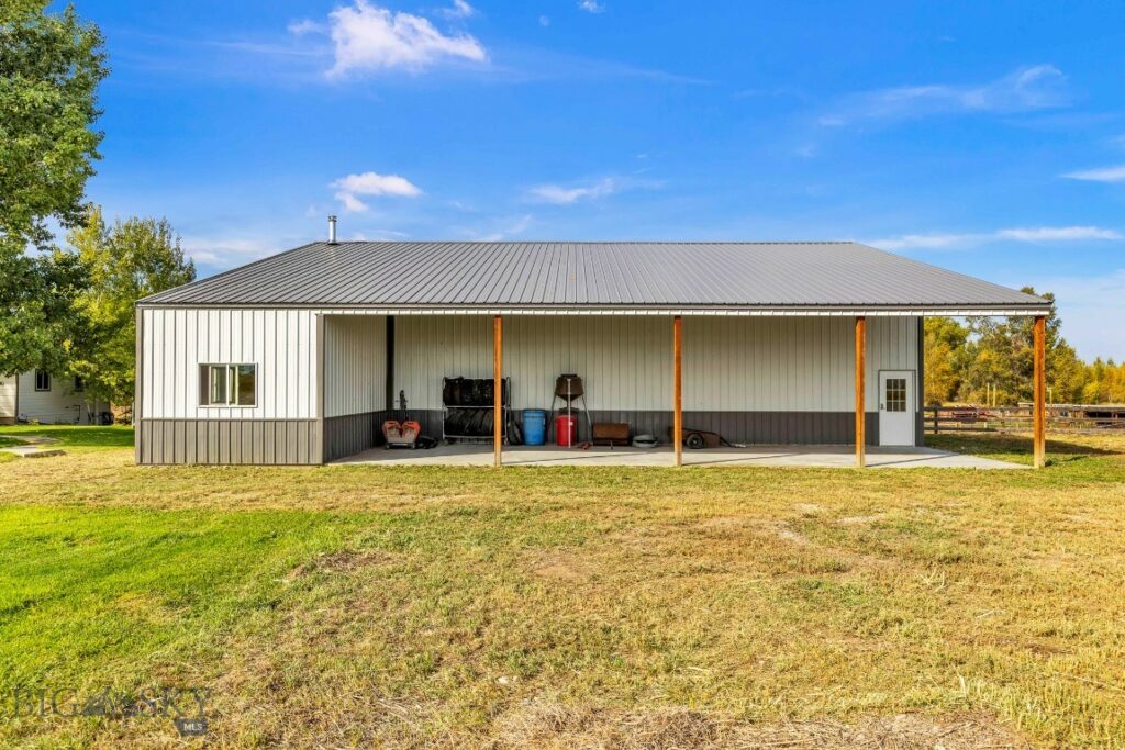 2399 Central Park Road, Belgrade MT 59714
