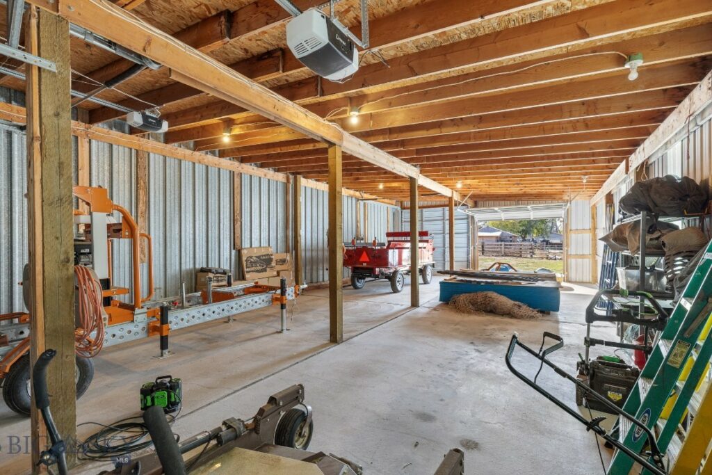 2399 Central Park Road, Belgrade MT 59714