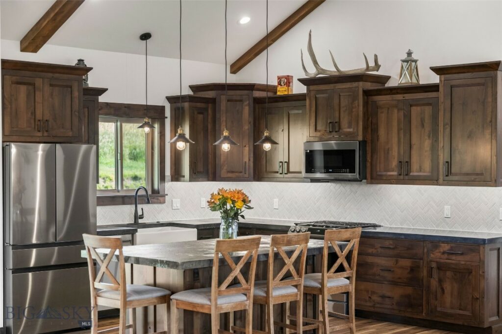 24 Warrior Road, Livingston MT 59047