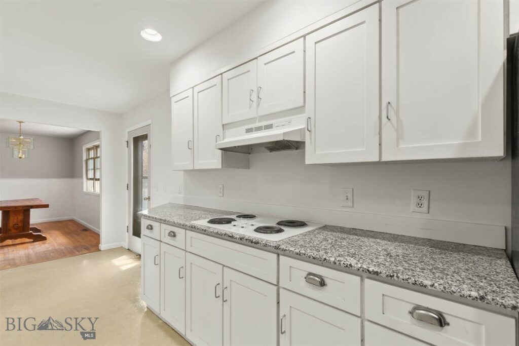 240 Canary Lane, Bozeman MT 59715