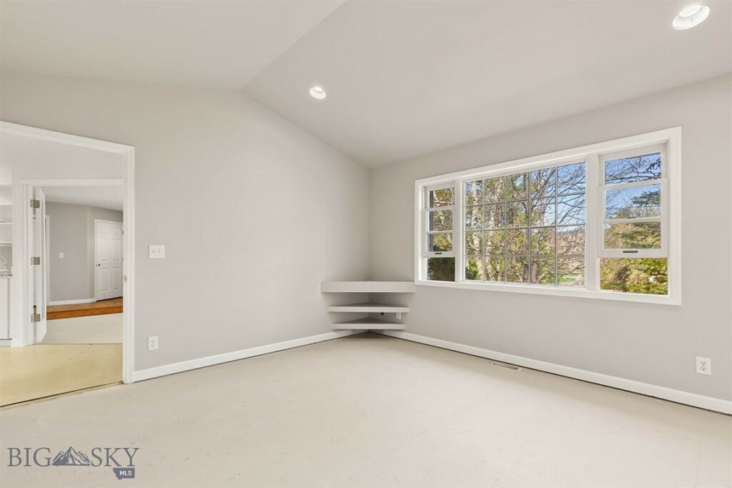 240 Canary Lane, Bozeman MT 59715