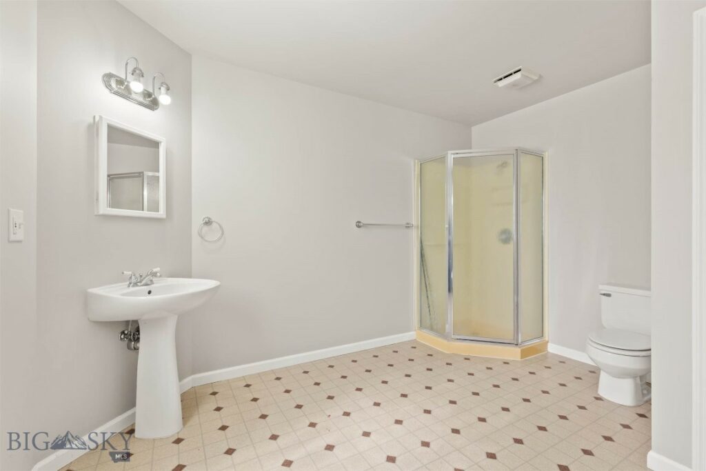 240 Canary Lane, Bozeman MT 59715